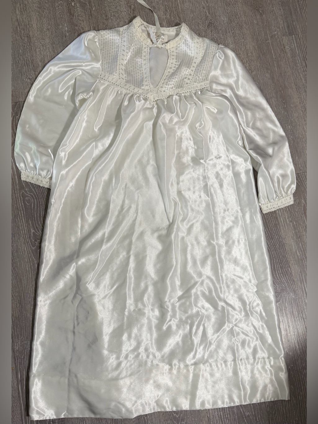 Ivory Satin Lace-Trim Long Sleeve Nightgown